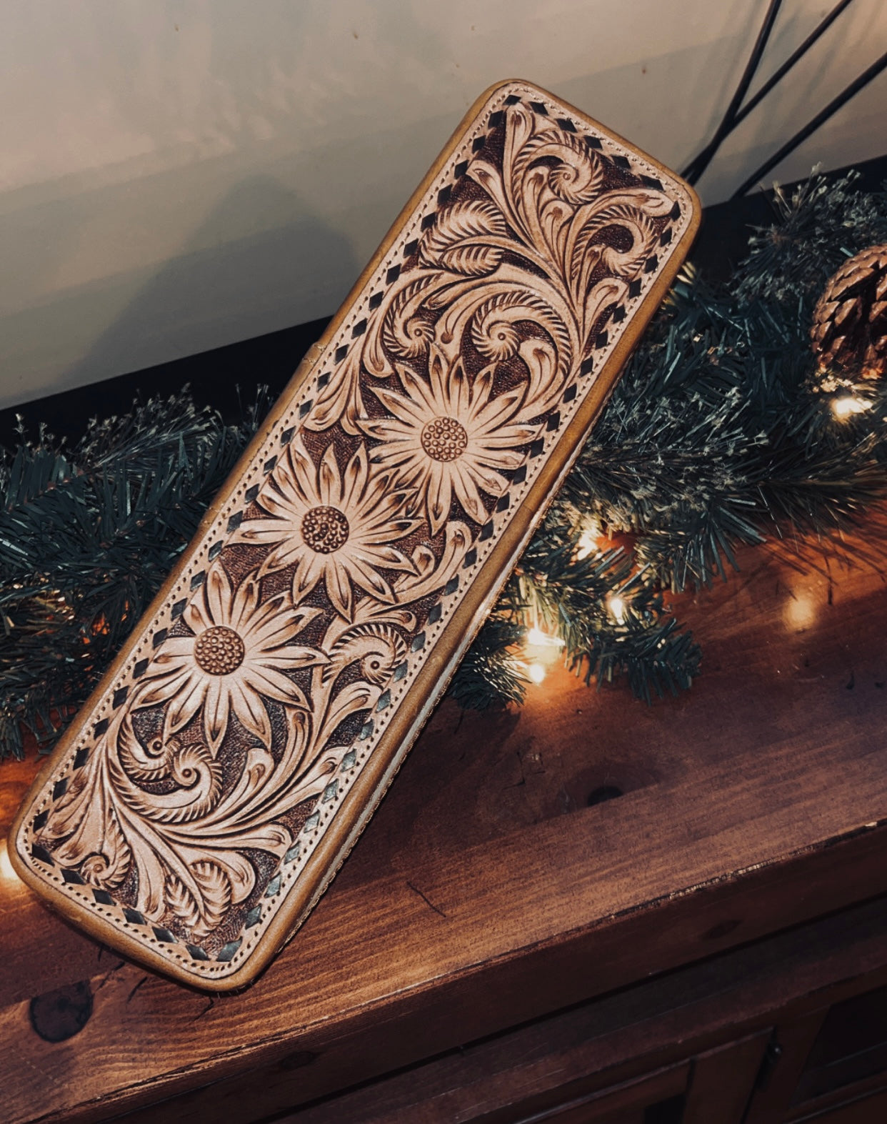 Tooled Hot Tools Case | Lt Brown